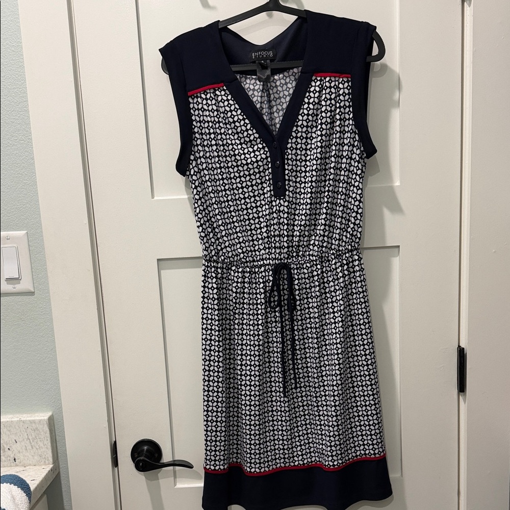 ENFOCUS STUDIO Express Navy Waist Tie Geometric Midi Dress. NWOT classic chic 8